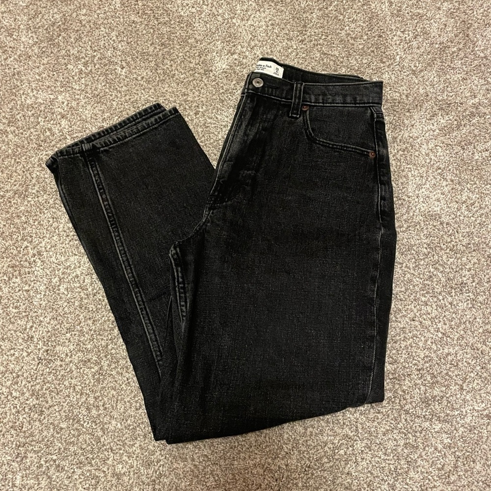 Abercrombie & Fitch Curve Love The Ankle Straight Ultra High Rise Jeans